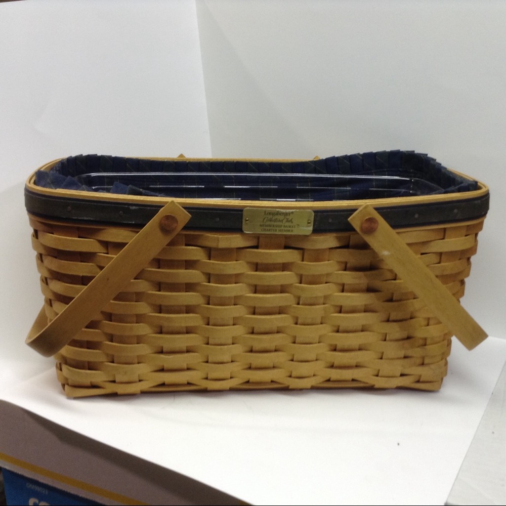Longaberger Collectors Club Basket